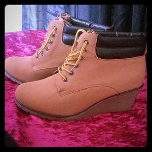 Wedge Boots Size 12